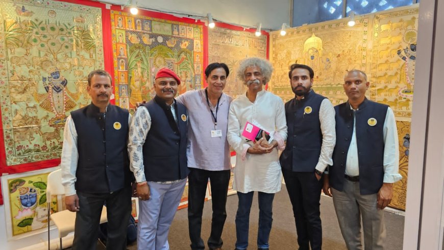 Pichwaiwala Narendra Art-Handicrafts Wowed at India Art Festival, Impressing Makarand Deshpande