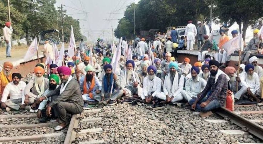 Farmers' Protest Escalates: Talks with Centre Amidst Rail Blockade Threat