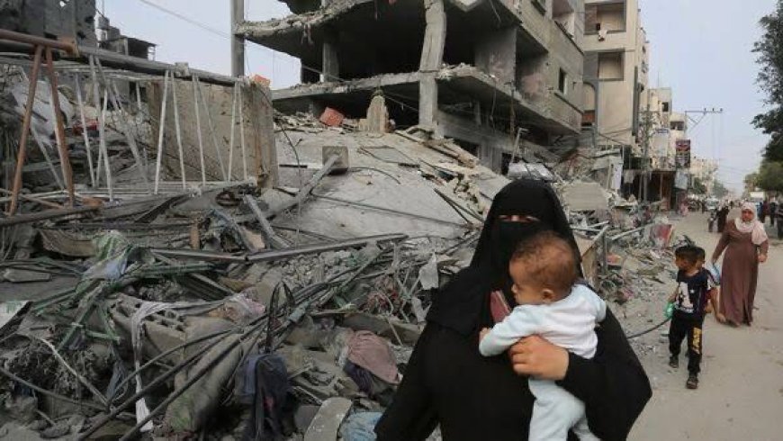 Tragedy Strikes: 5 Dead, 10 Injured in Gaza Aid Airdrop Mishap