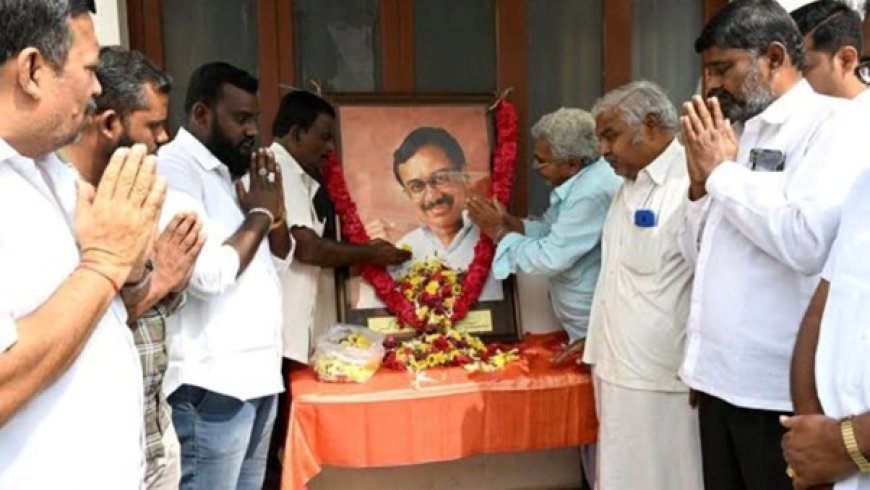 Former Tamil Nadu Congress Chief EVKS Elangovan Passes Away at 75