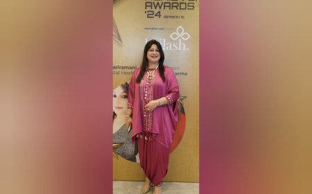 Indian Female Astrologer Neelima Joshi Gains Recognition for Her Expertise and Accurate Predictions