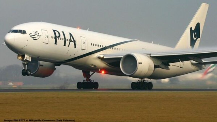 No fly zone as Pakistani government closes it's airspace; several flights delayed