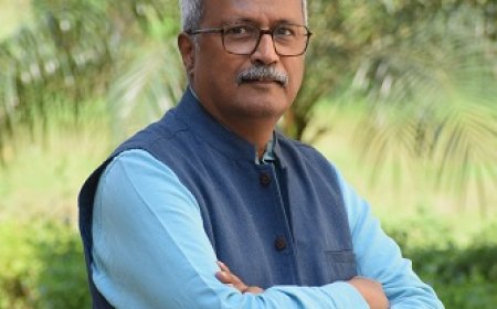 JKLU Professor First Indian to Win Hills Millennium Award for International Designers