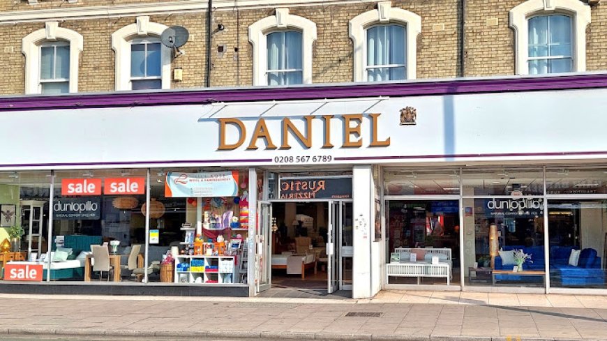Will Shopping Streets Go Empty? Big Stores Like Daniel Are Shutting Down