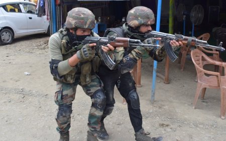 Kishtwar Encounter Alert: Jaish Terrorists Trapped Amid Amarnath Yatra Security Tension