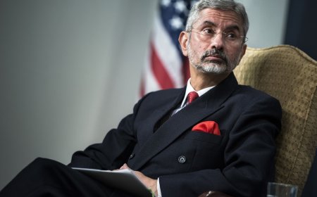 Will India Face 500% Tariff Shock for Buying Russian Oil? Jaishankar Responds Calmly