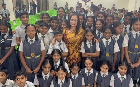Smita Thackeray Empowers Future Through School Kit Distribution