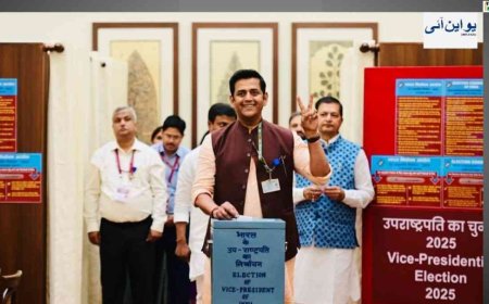 Ravi Kishan Makes One Phone Call from His Office; Changes a Young Man’s Life