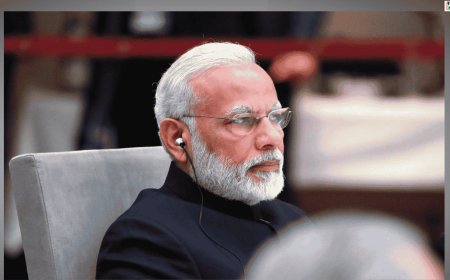PM Modi, Sonia Gandhi condemn attack on CJI BR Gavai; Bar Council suspends lawyer Rakesh Kishore after courtroom chaos