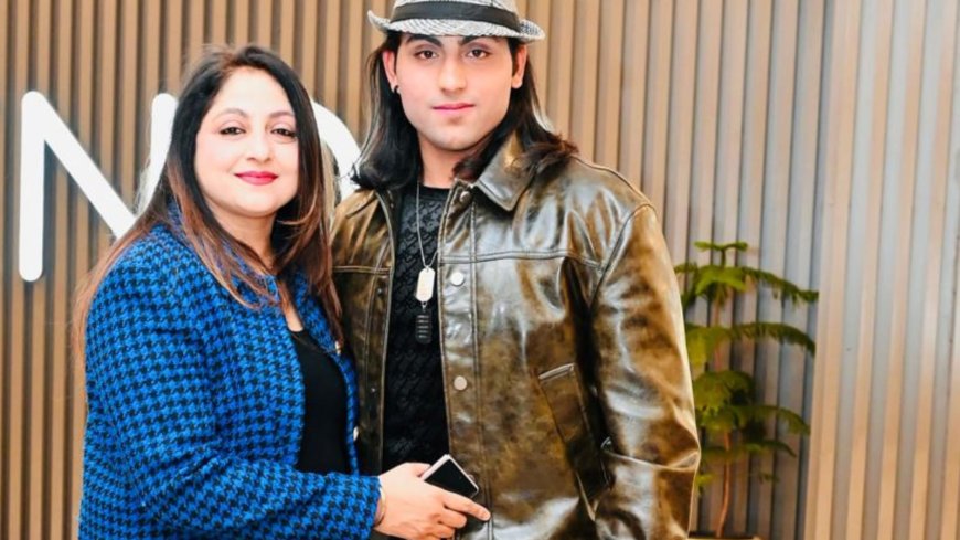 Actor Sahas Purswani Rings in Diwali at Home Ahead of His Next Big Project