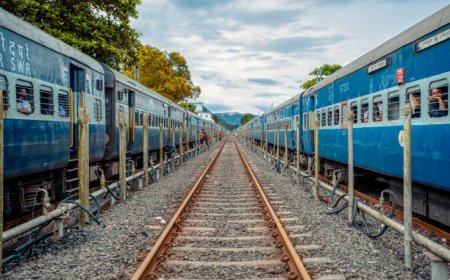 Indian Railways Cancels 24 Trains Till Early March 2026 Due to Dense Winter Fog, Check Full List