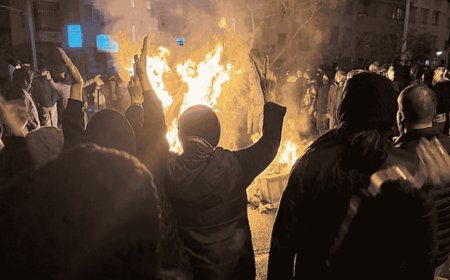 Iran Airspace Shutdown Sparks Air India Delays & Cancellations Amid US Strike Fears and Anti-Regime Protests