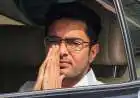Stones, Eggs Hurled at TMC Leader Abhishek Banerjee in Sonarpur