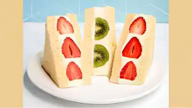 Japanese Fruit Sando Is India’s Hottest Summer Dessert Trend