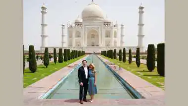Marco Rubio Visits Taj Mahal With Wife During India Tour