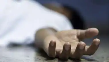 Maharashtra Spurious Liquor Tragedy Leaves 13 Dead in Pune