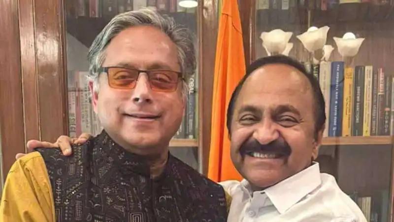 BJP Slams Shashi Tharoor Over Vande Mataram Remark
