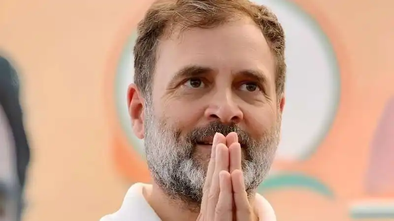 Rahul Gandhi Sees Big Chance as TMC Crisis Rocks Bengal