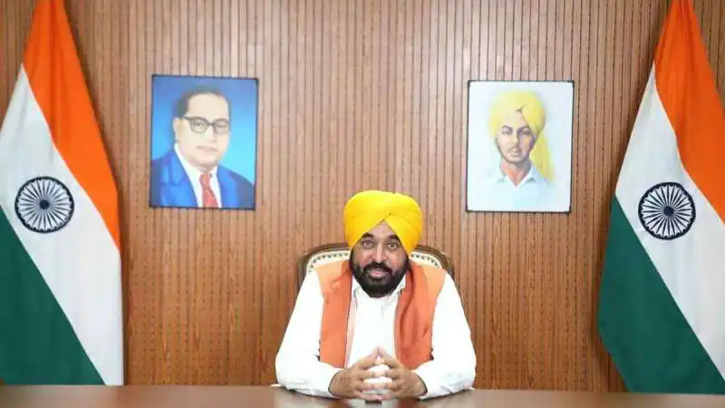 Bhagwant Mann Viral Video Row Sparks Punjab Political Storm
