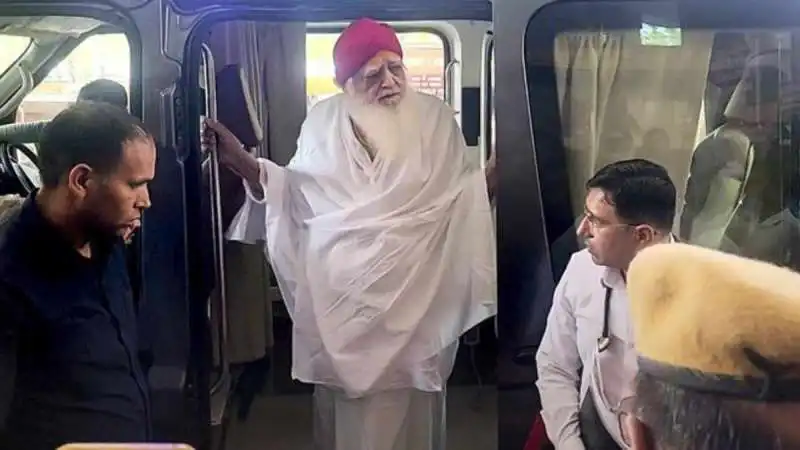 SC Says Asaram Can Get Bail Only if His Life Is in Danger
