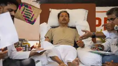 Delhi HC Seeks Centre's Reply on Sonam Wangchuk Hunger Strike