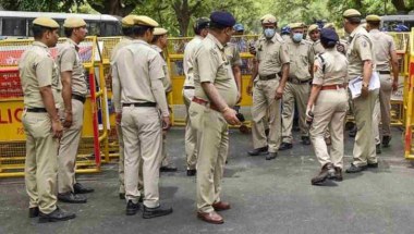 'Don't Use Hammer to Kill a Fly’: SC Questions Metro Closure