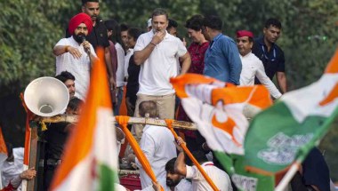 Supreme Court Seeks Corrections In INDIA Bloc's SIR Plea