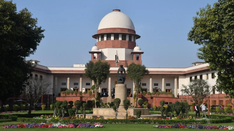 SC Rejects Clubbing Maharashtra SIR Plea with Rahul Gandhi's