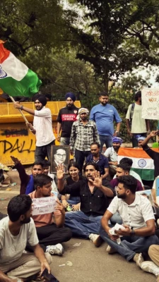 Delhi Police Drop Name Tags Amid Jantar Mantar Protests.