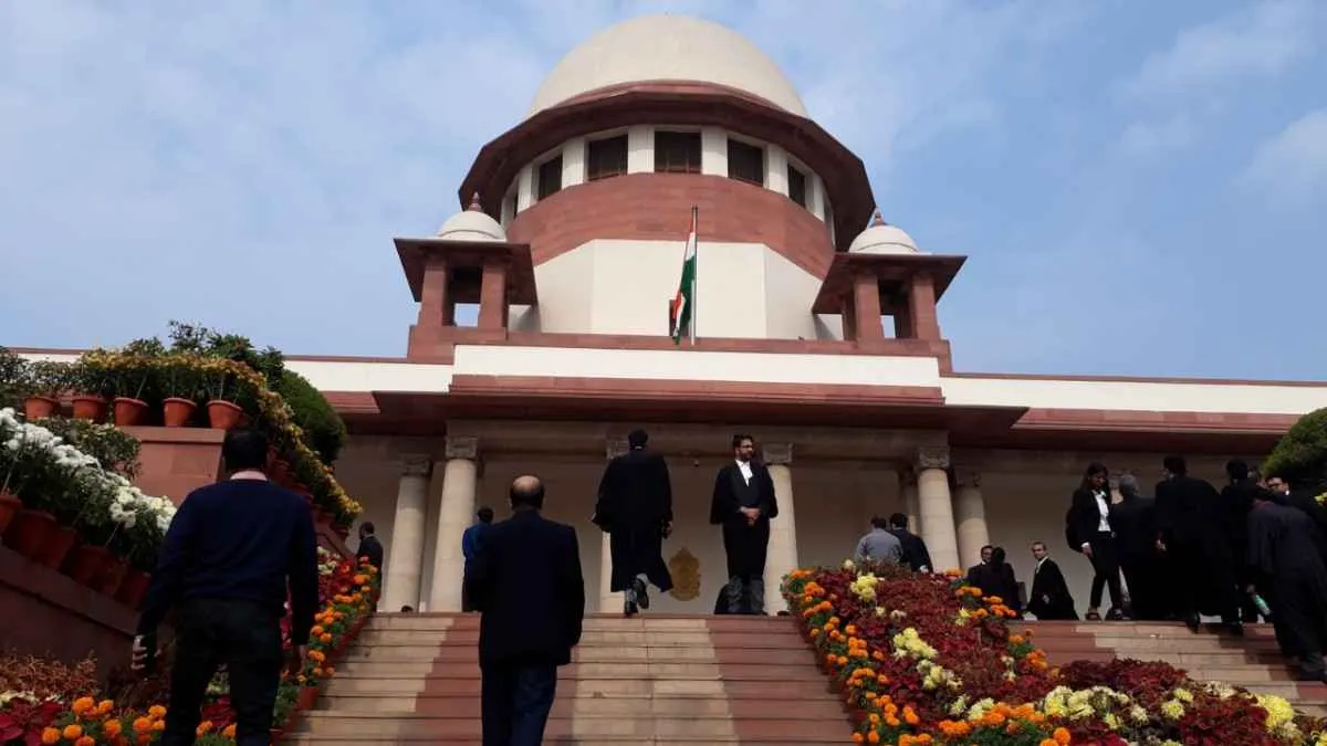CJI Cracks Down on NCERT Over 'Anti-Judiciary' Textbook Chapter