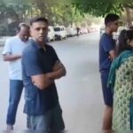 Rahul Dravid Won Hearts; Indian Cricket Team Coach Casted His Vote Like a Commoners